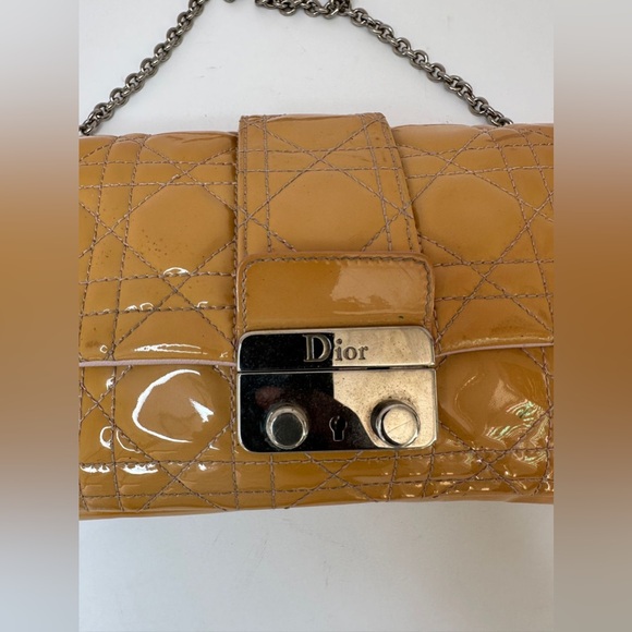 CHRISTIAN DIOR Miss Dior Promenade Wallet on Chain - Picture 3 of 9